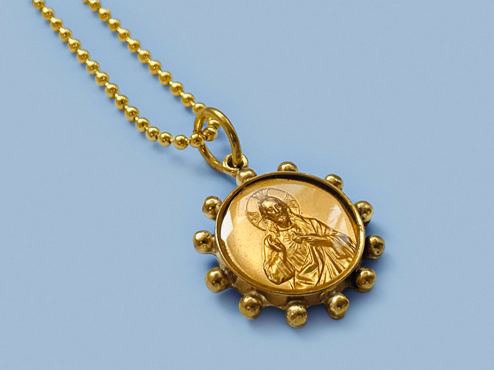 Sacred Heart Necklace Gold