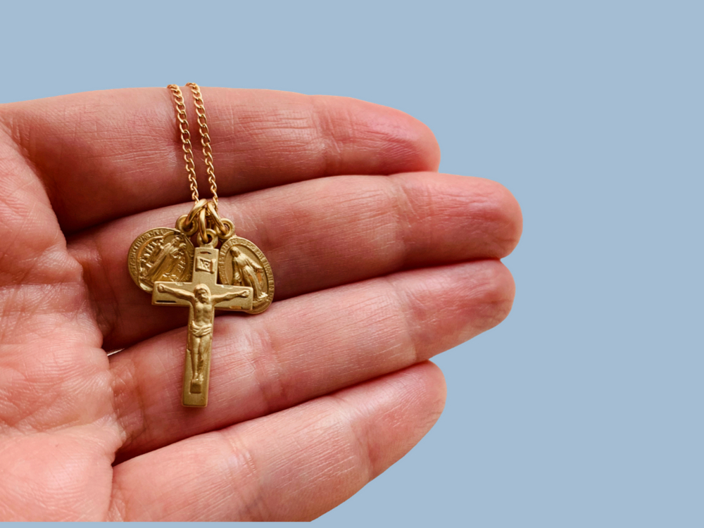 Women's crucifix necklace